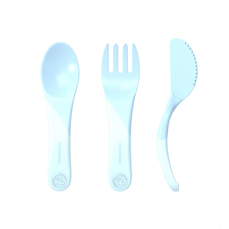 Twistshake® Začetni jedilni pribor (6+m) Pastel Blue Twistshake