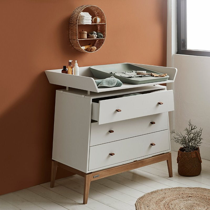 Leander® Previjalna podloga Matty Sage Green Leander