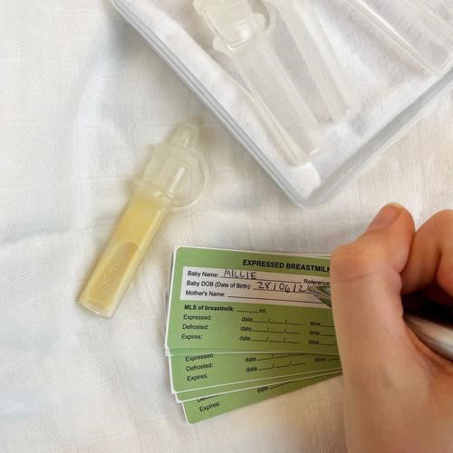 Haakaa® Silikonski zbiralci kolostruma (Predsterilizirani) 6 kosov Haakaa