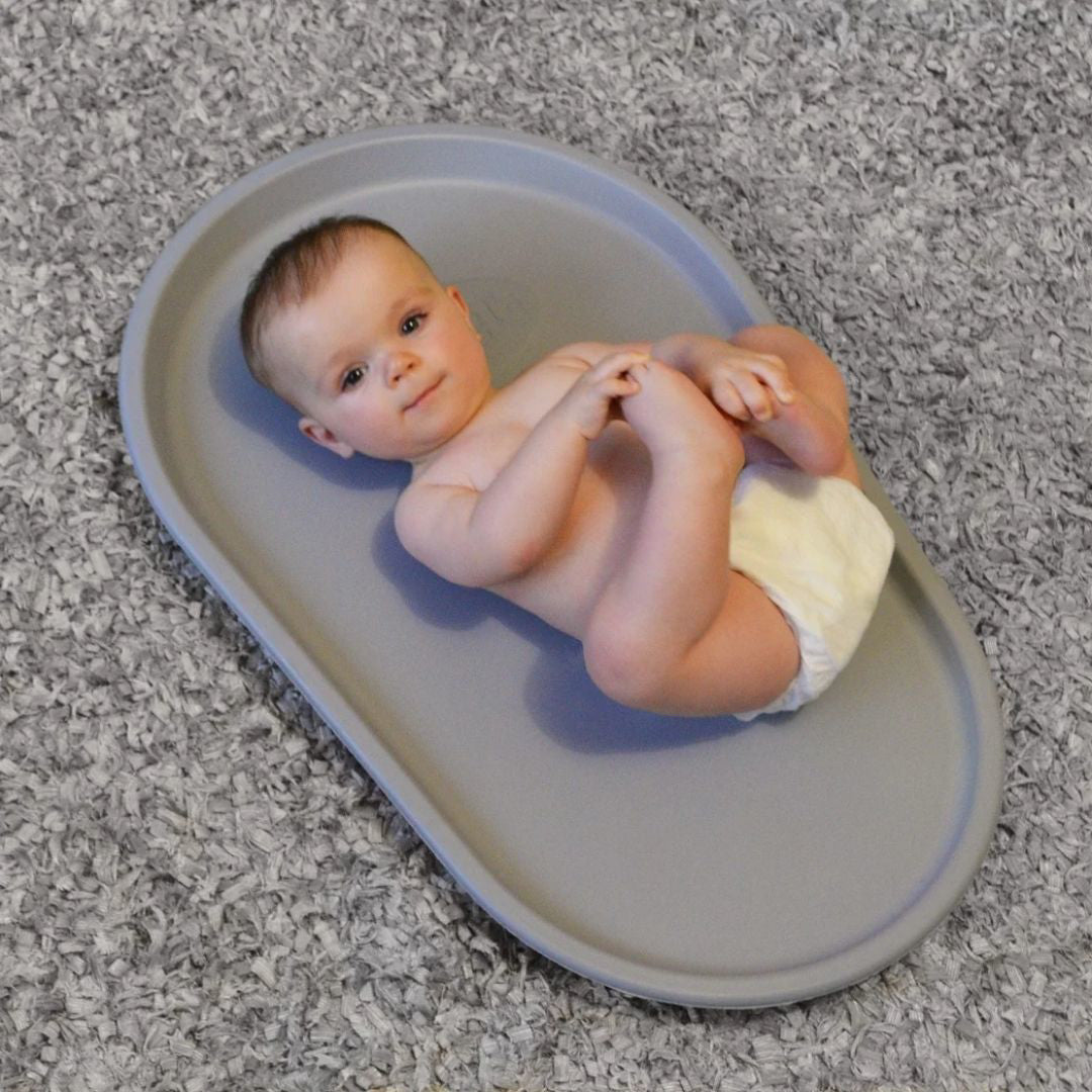 Shnuggle® Previjalna podloga Squishy Grey Shnuggle