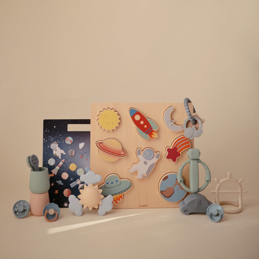 Mushie® Lesena sestavljanka Space Mushie