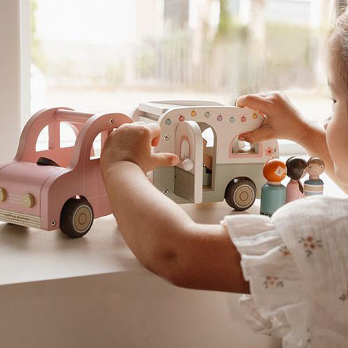 Little Dutch® Lesen avto s prikolico Little Dutch