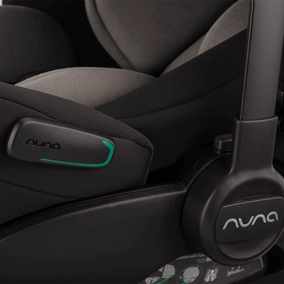 Nuna® Otroški avtosedež Arra™ Flex i-Size 157° (40-87 cm) Caviar Nuna