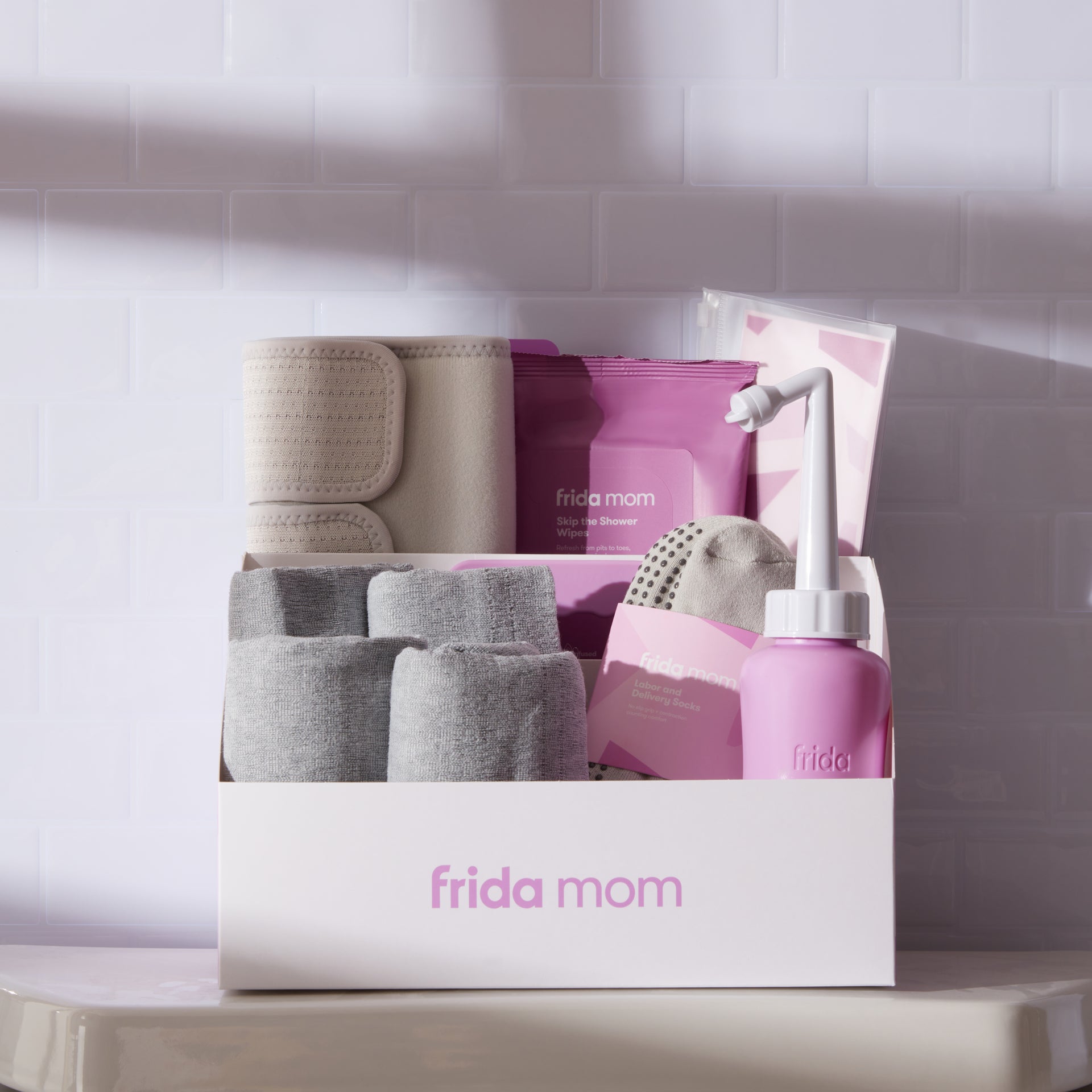 Fridamom® Komplet za okrevanje po carskem rezu Frida