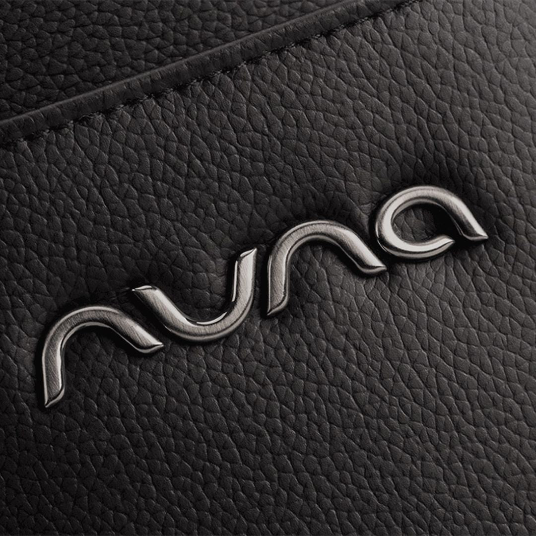 Nuna® Previjalni nahrbtnik Caviar Nuna