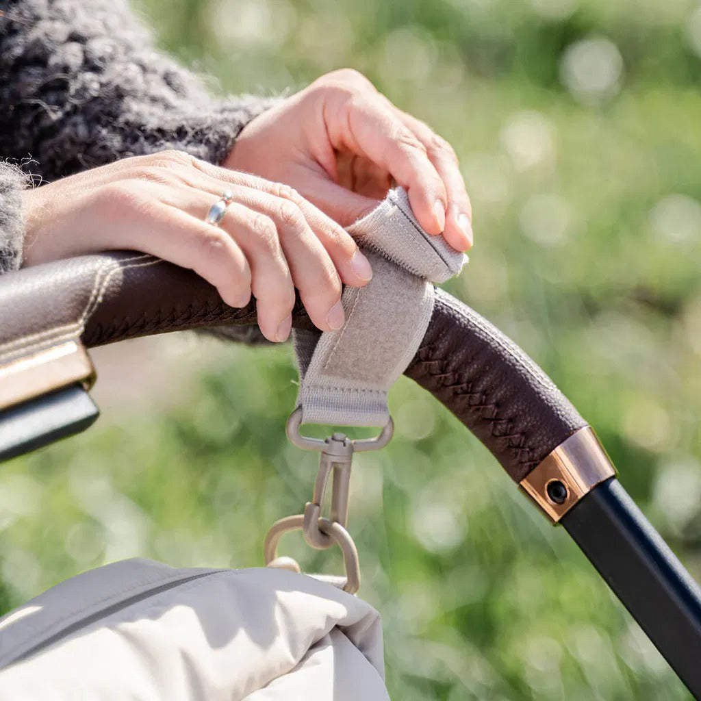 Done by Deer® Torba za voziček Quilted Sand Done by Deer