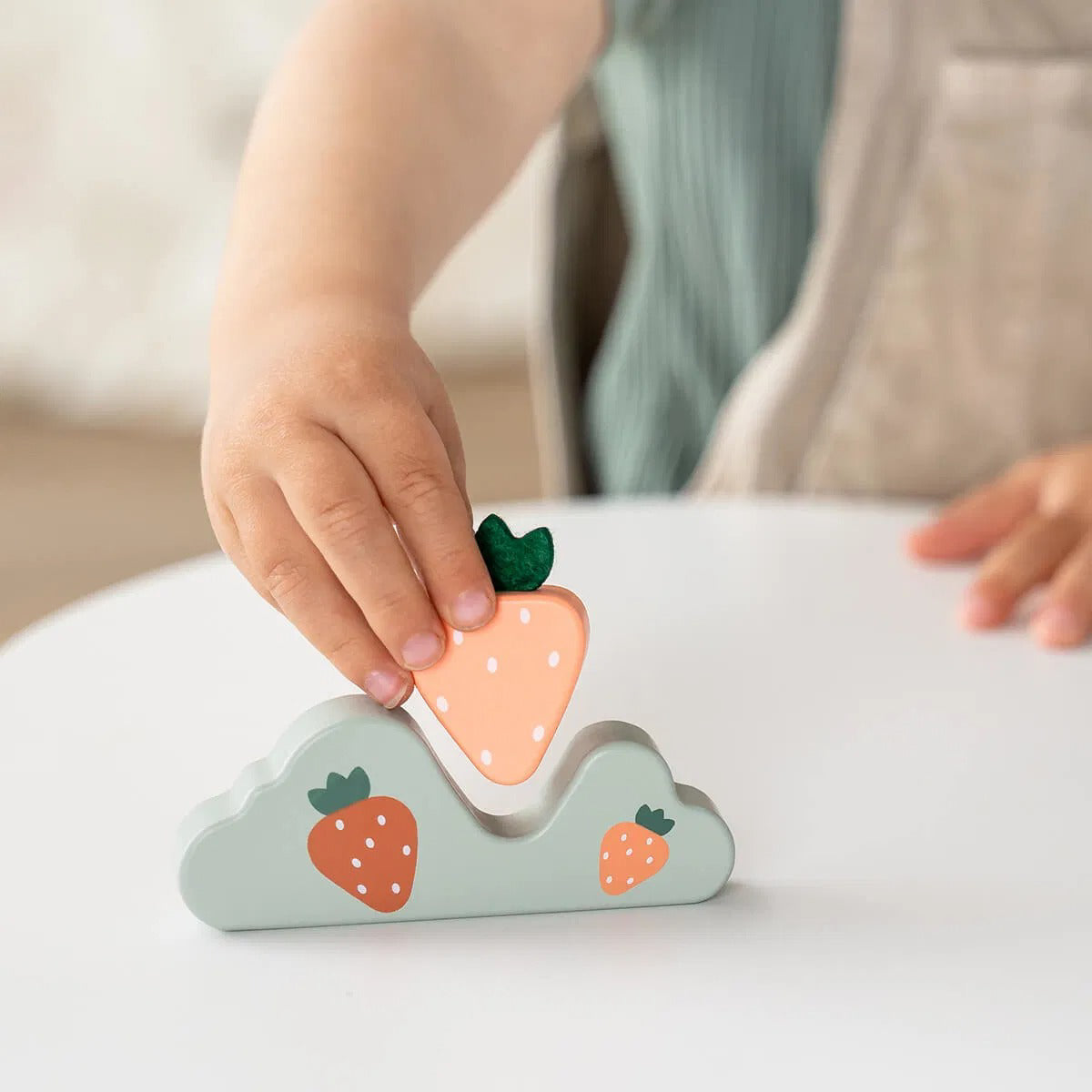 Done by Deer® Leseni hlevček Pigee Done by Deer