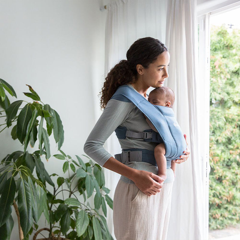 Ergobaby® Nosilka Embrace Oxford Blue Ergobaby