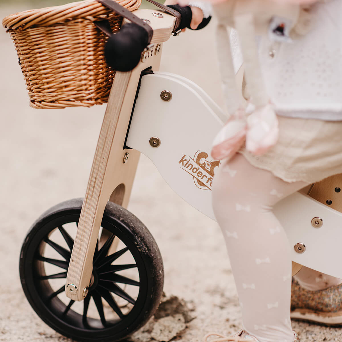Kinderfeets® Lesen poganjalec Tiny Tot PLUS 2v1 White Kinderfeets