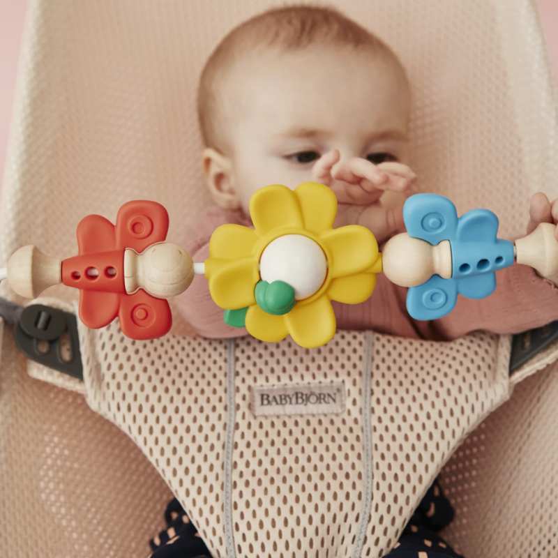 BabyBjörn® Lok z igračkami za gugalnik Flying Friends BabyBjörn