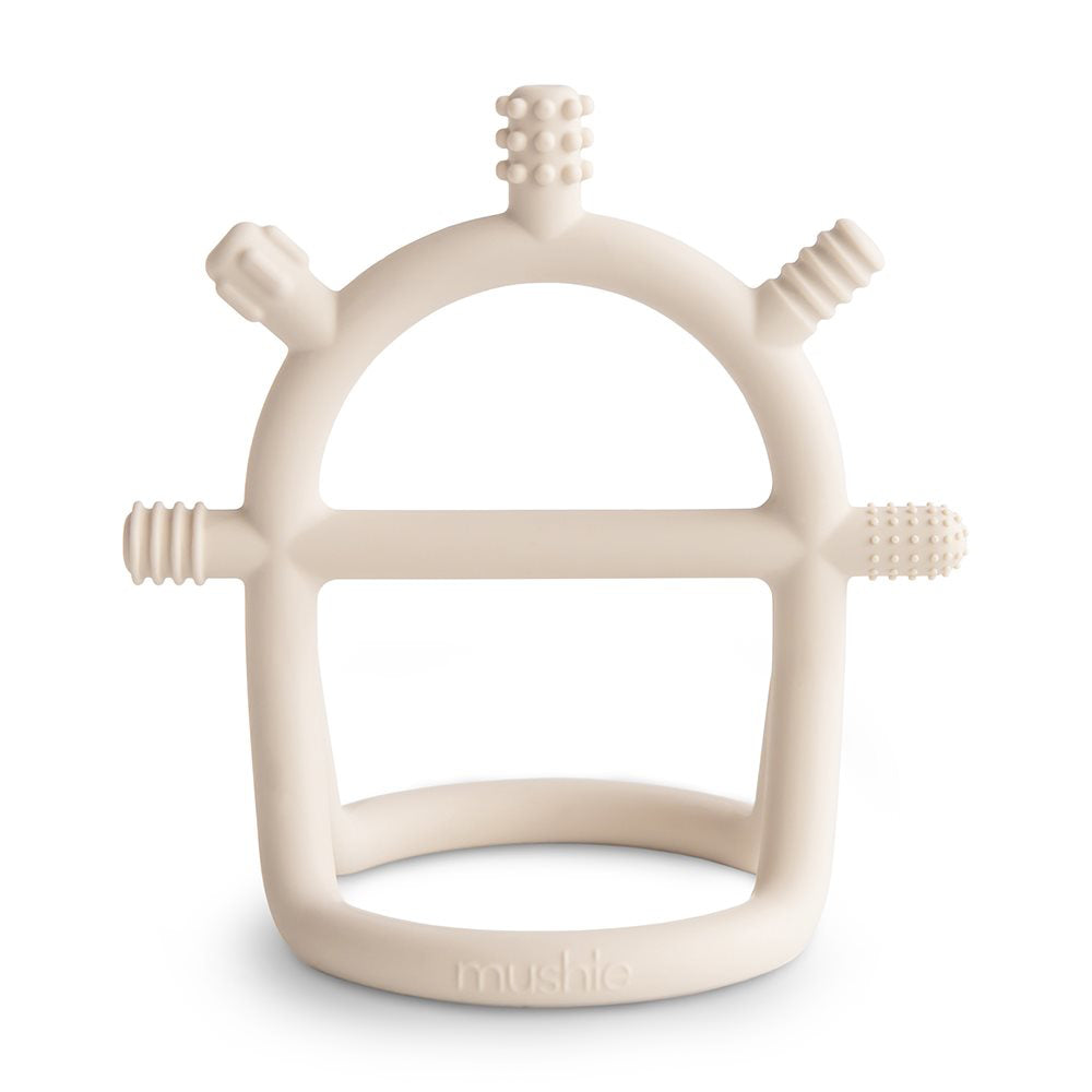 Mushie® Senzorično grizalo No-Drop Shifting Sand Mushie