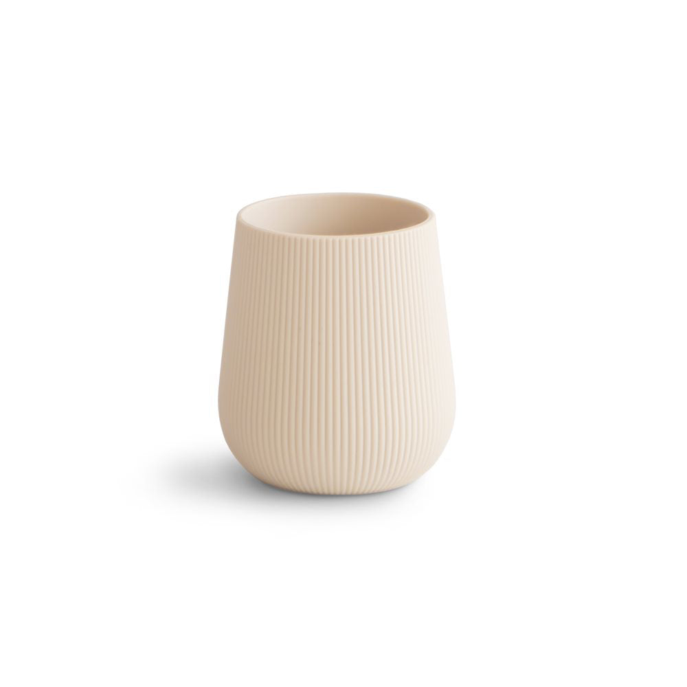 Mushie® Silikonski kozarček MINI Sippy Cup Shifting Sand Mushie