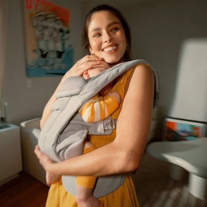 Ergobaby® Nosilka Omni Deluxe Mesh Pearl Grey Ergobaby