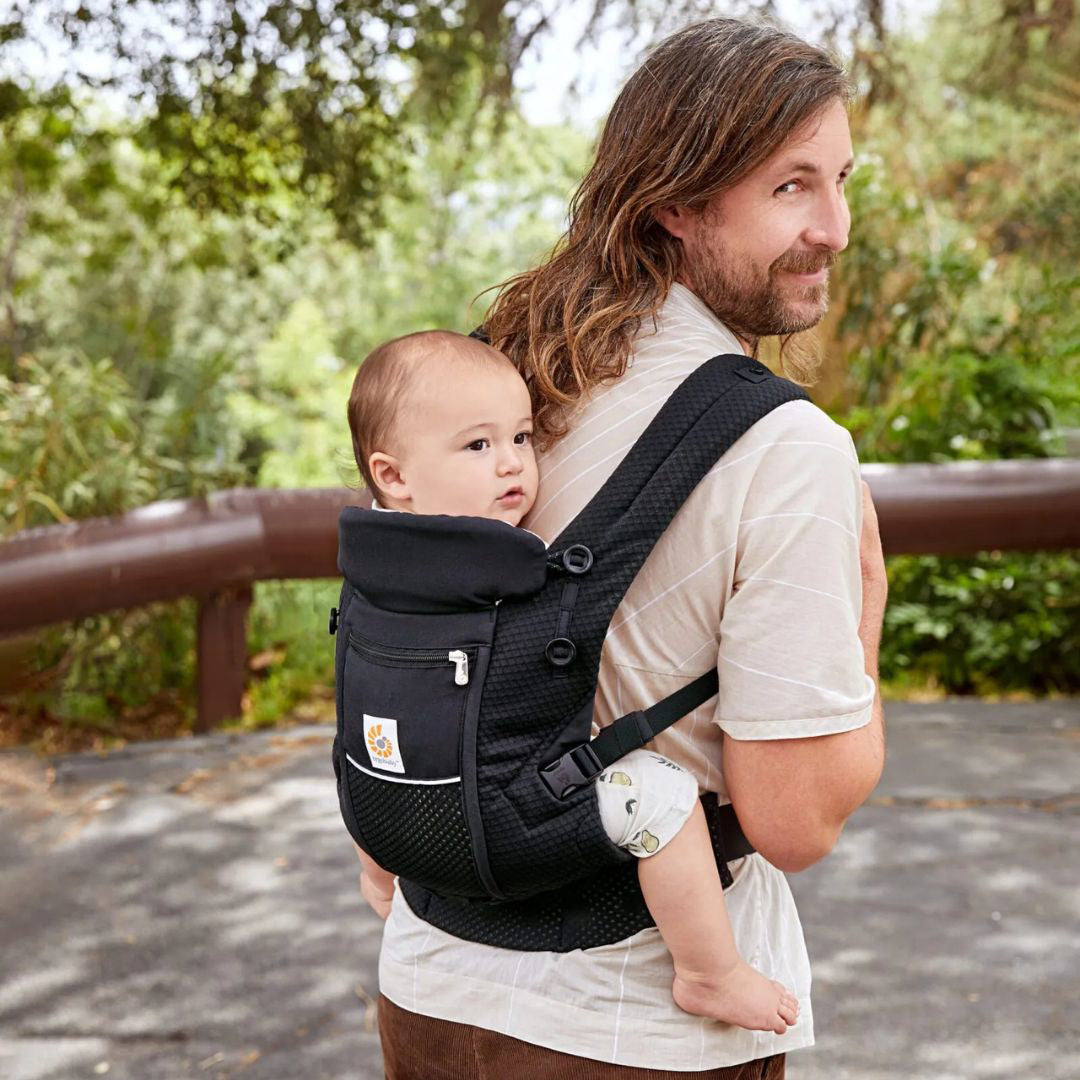 Ergobaby® Nosilka Adapt Soft Flex Mesh Onyx Black Ergobaby