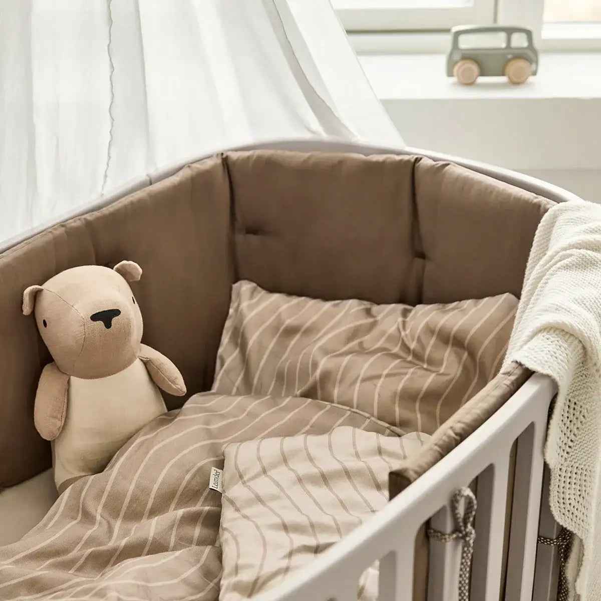 Leander® Otroška posteljica Classic™ Baby 0-3 leta Cappuccino Leander