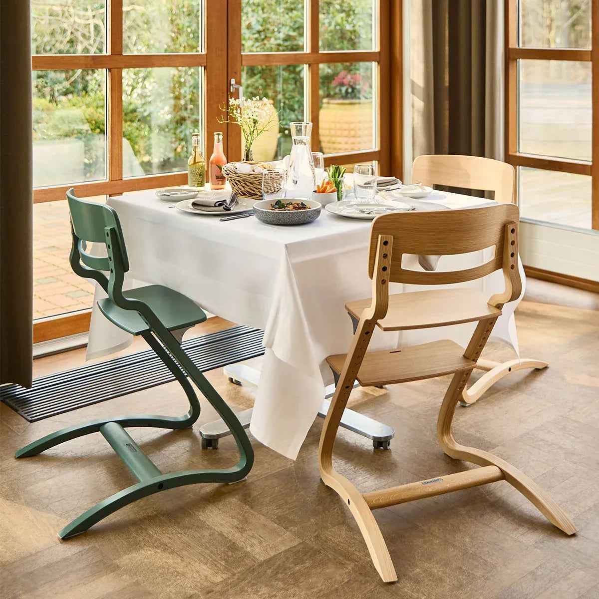 Leander® Otroški stol za hranjenje Louie™ Sage Green Leander