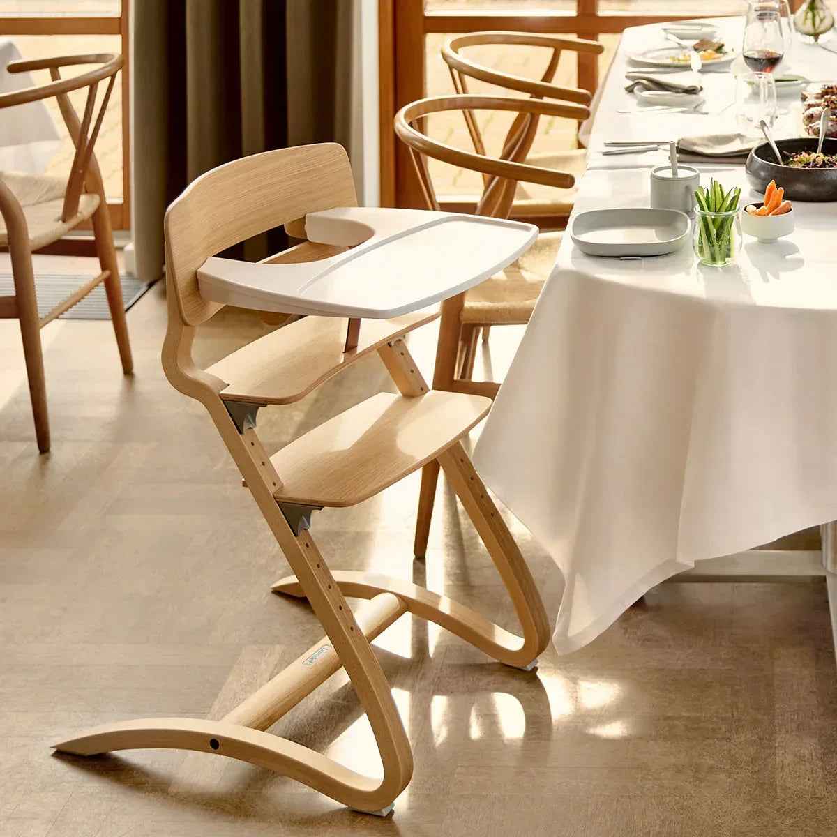Leander® Pladenj za otroški stol Louie™ White Leander