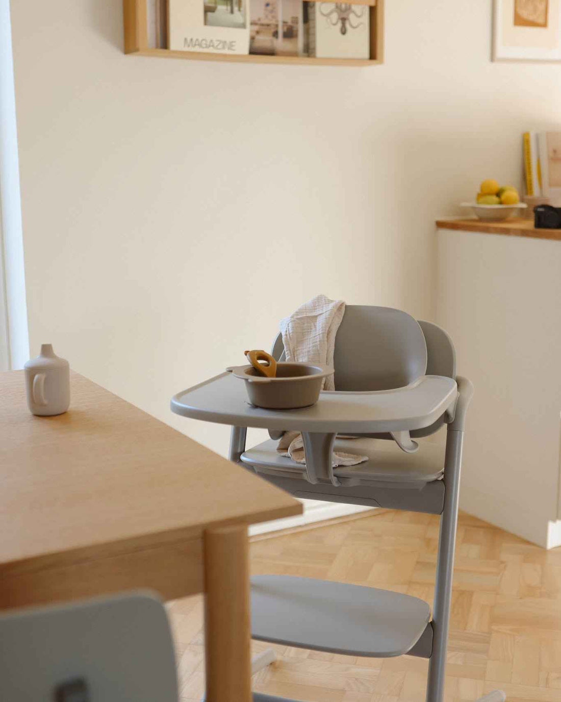<a href="https://store-localization.shopifyapps.com/collections/ybex-high-chairs" title="Cybex High Chairs"><span style="text-decoration:underline">Cybex High Chairs</span></a>