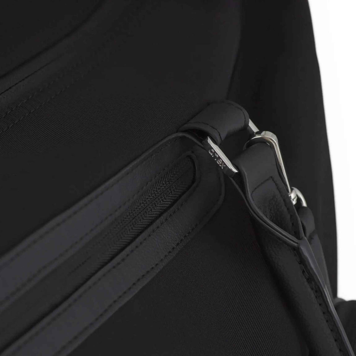 Anex® Previjalna torba Black Anex