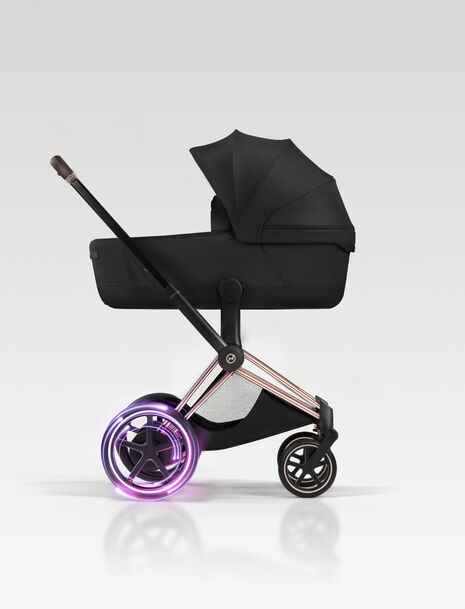 <a href="/collections/e-priam-cybex-platinum" title="E-Priam Cybex Platinum"><span style="text-decoration:underline">e-Priam</span></a>