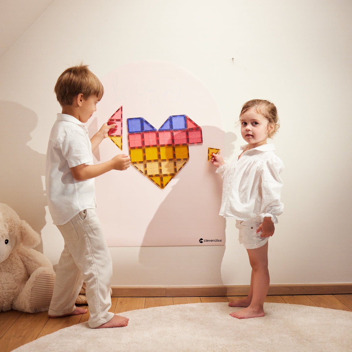Cleverclixx® Magnetická samolepka na zeď 95x75 cm Dream Pink