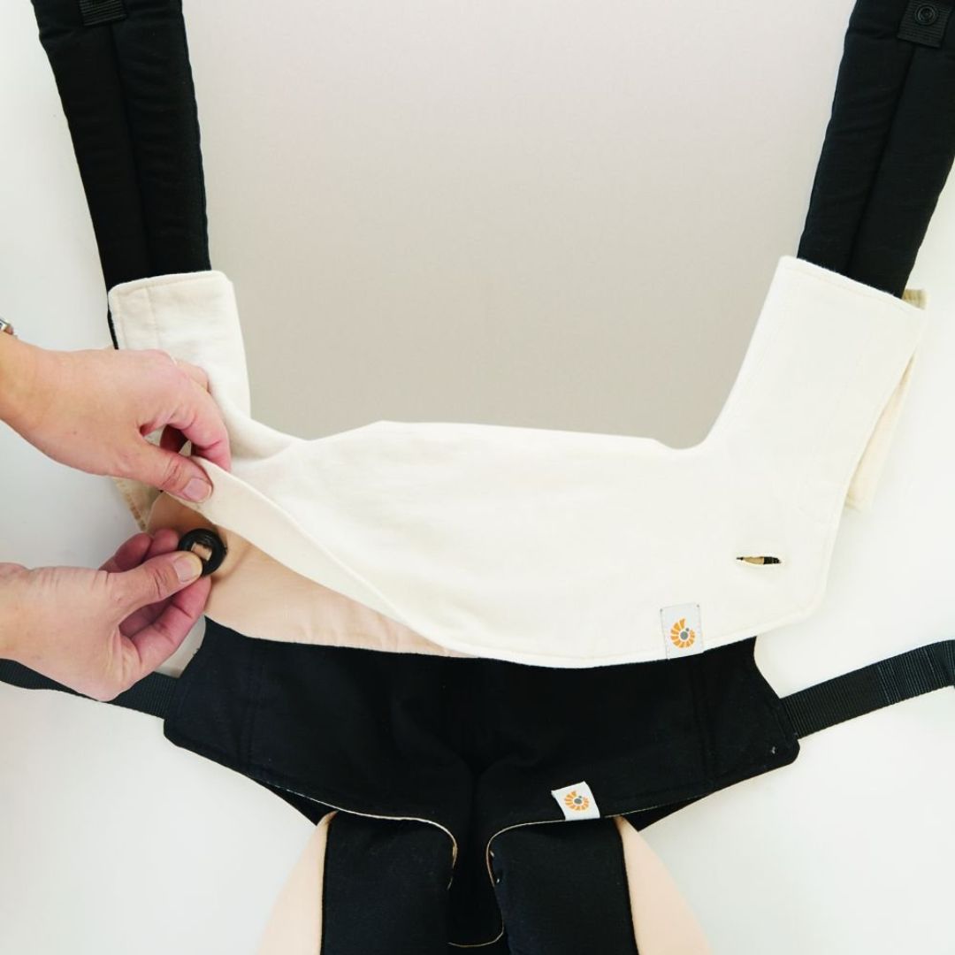 Ergobaby® Teething Pads and Bib for Natural Carrier – slika 2