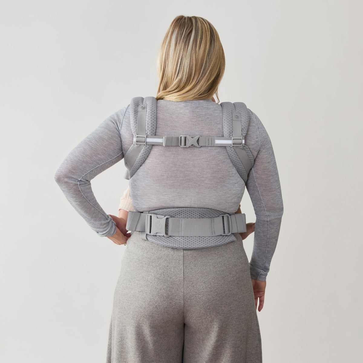 Ergobaby® Baby Carrier Adapt Soft Flex Mesh Pearl Grey – slika 10