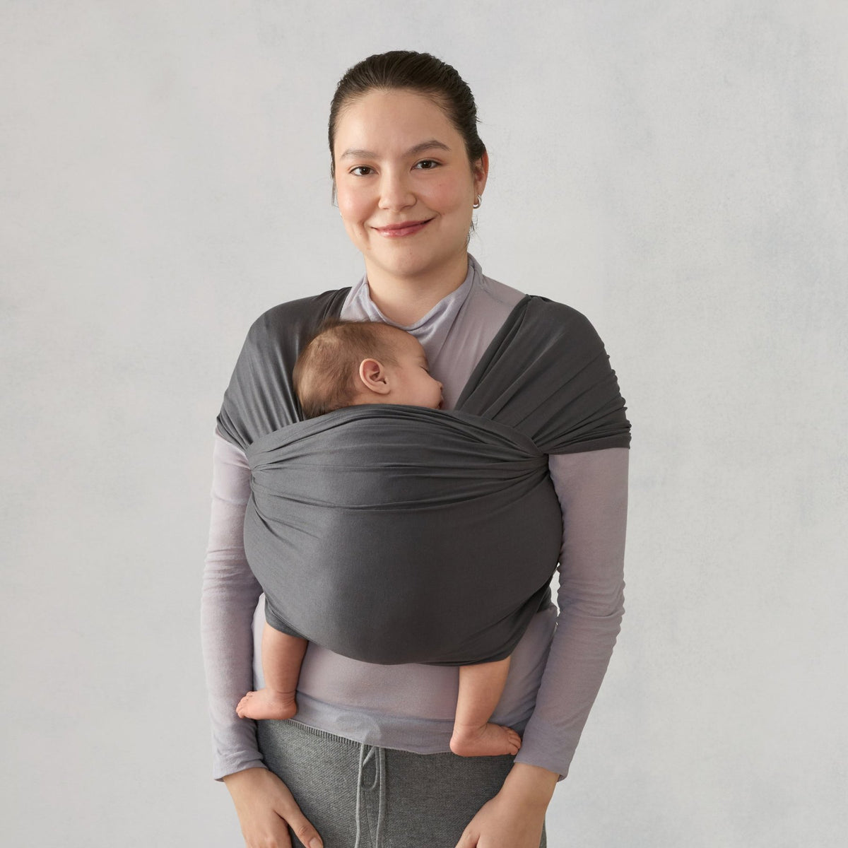 Ergobaby® Aura Wrap Sustainable Knit Soft Black – slika 2