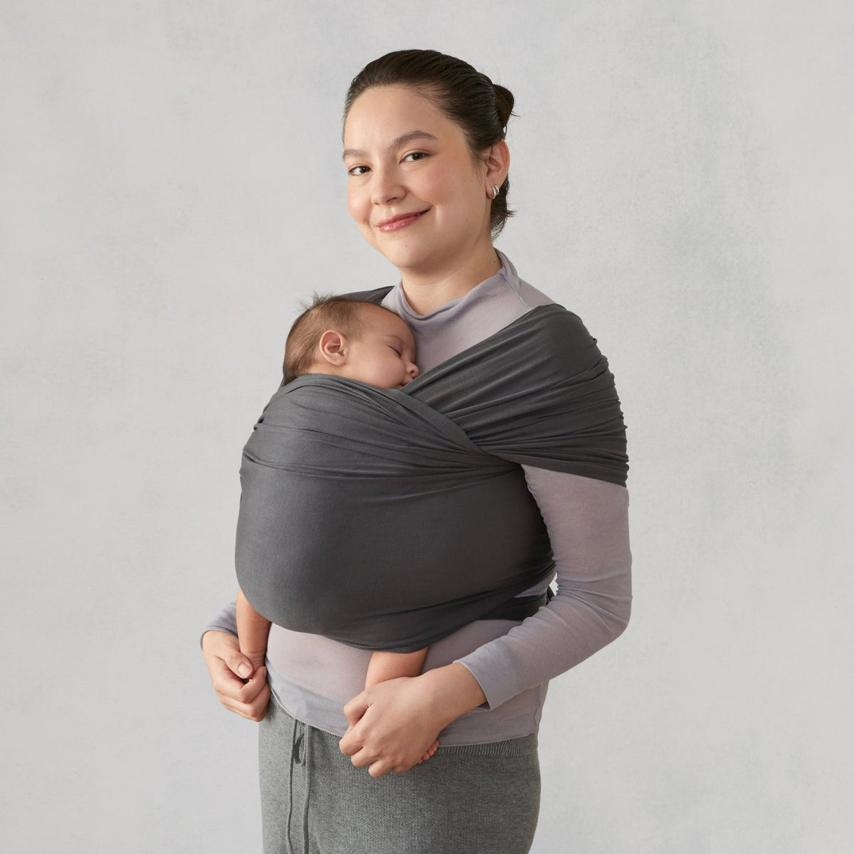 Ergobaby® Aura Wrap Sustainable Knit Soft Black