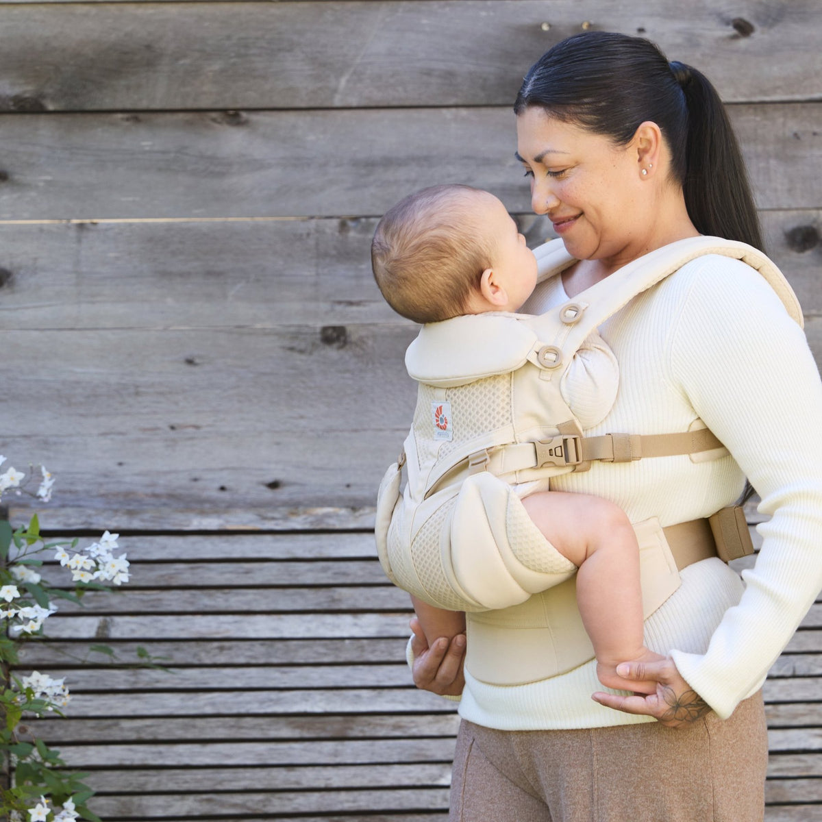 Ergobaby® Baby Carrier Omni Classic Mesh Natural Beige – slika 12