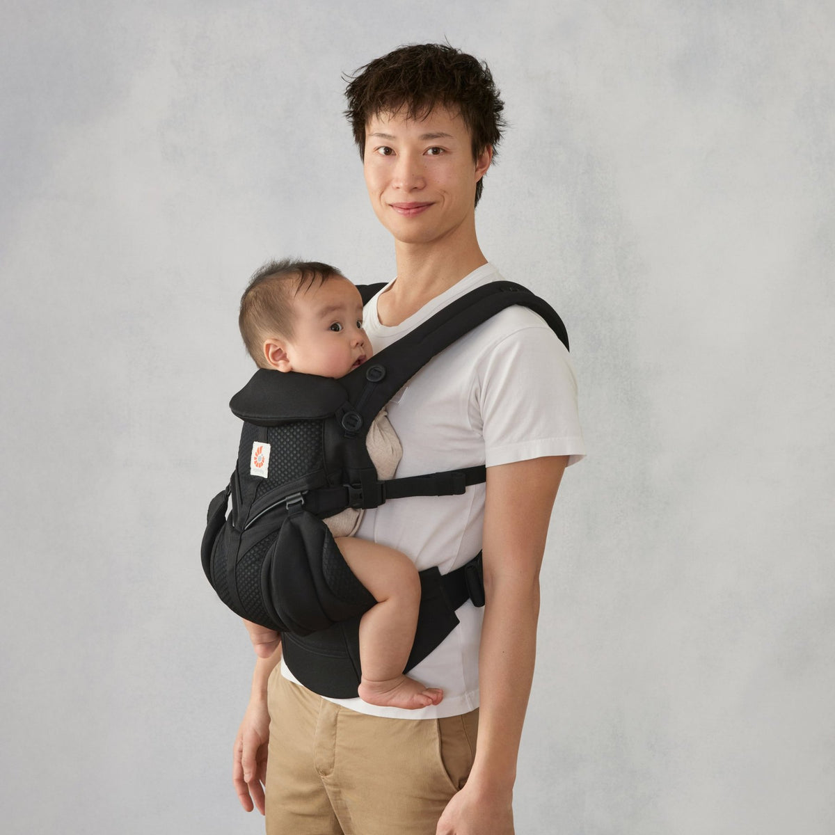 Ergobaby® Baby Carrier Omni Classic Mesh Onyx Black