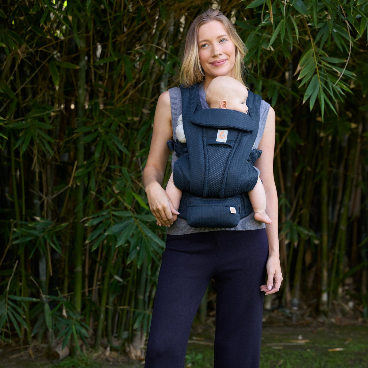 Ergobaby® Omni Deluxe Mesh Midnight Blue Carrier – slika 12