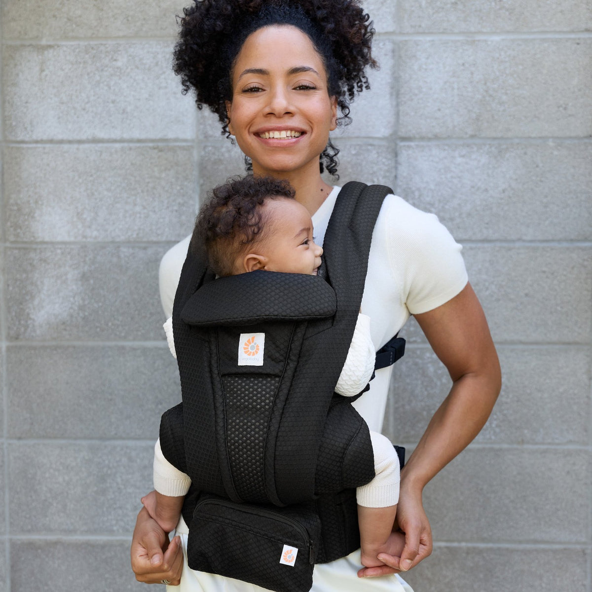 Ergobaby® Baby Carrier Omni Deluxe Mesh Onyx Black – slika 12