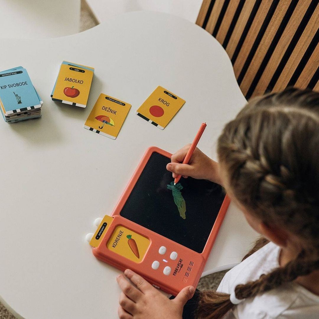 Free2Play® Interaktivní LCD tablet s kartami 2v1 Pink – slika 8