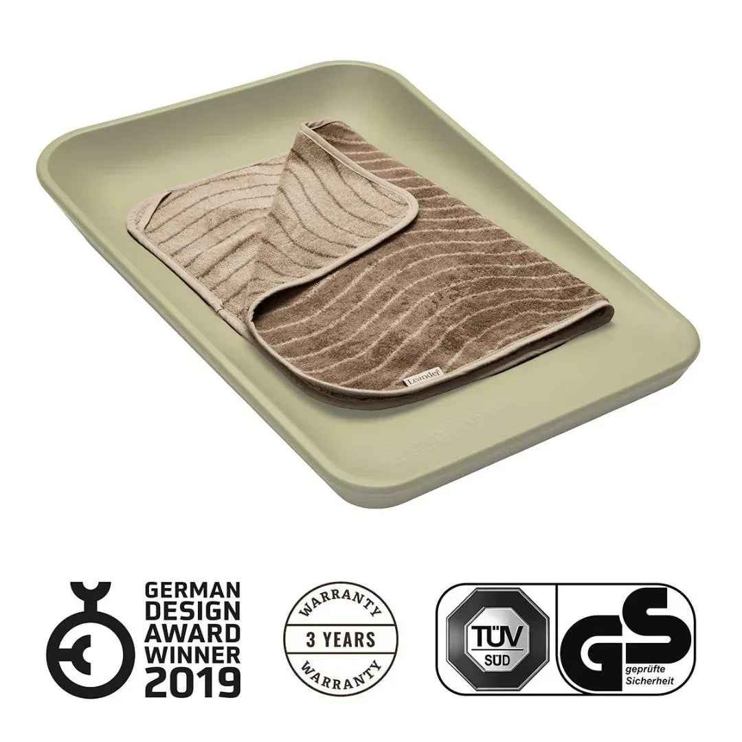 Leander® Previjalna podloga Matty™ Olive Limited Edition Leander