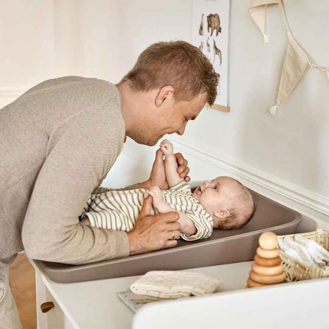 Leander® Previjalna podloga Matty™ Mocca Leander