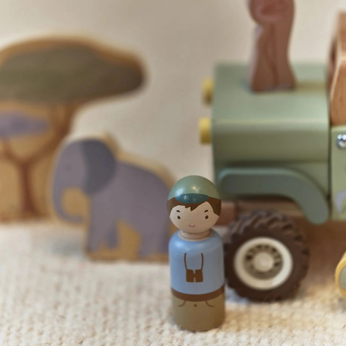 Little Dutch® Wooden safari car with animals Safari Friends – slika 5