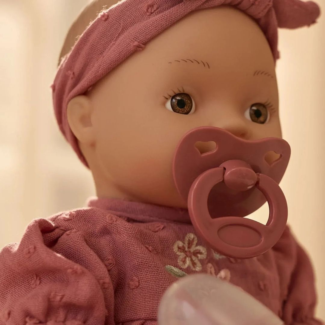 Little Dutch® Doll that Drinks and Wets Livia – slika 5