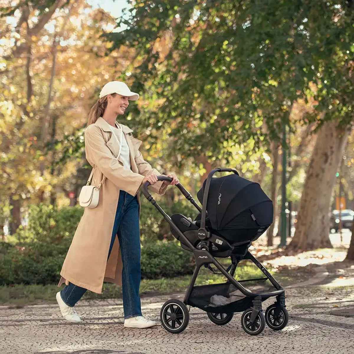 Nuna Otroški voziček 4v1 Triv Next + Lytl + Arra Flex Cosmopolitan Collection + Isofix baza Next Nuna