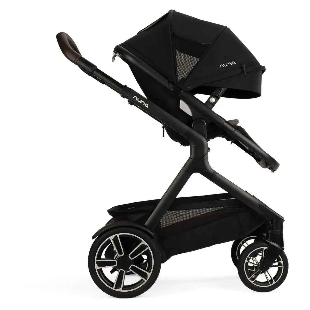 Nuna® Otroški voziček 4v1 Demi™ Next z rolko + Arra™ Flex Caviar + Isofix baza Next Nuna