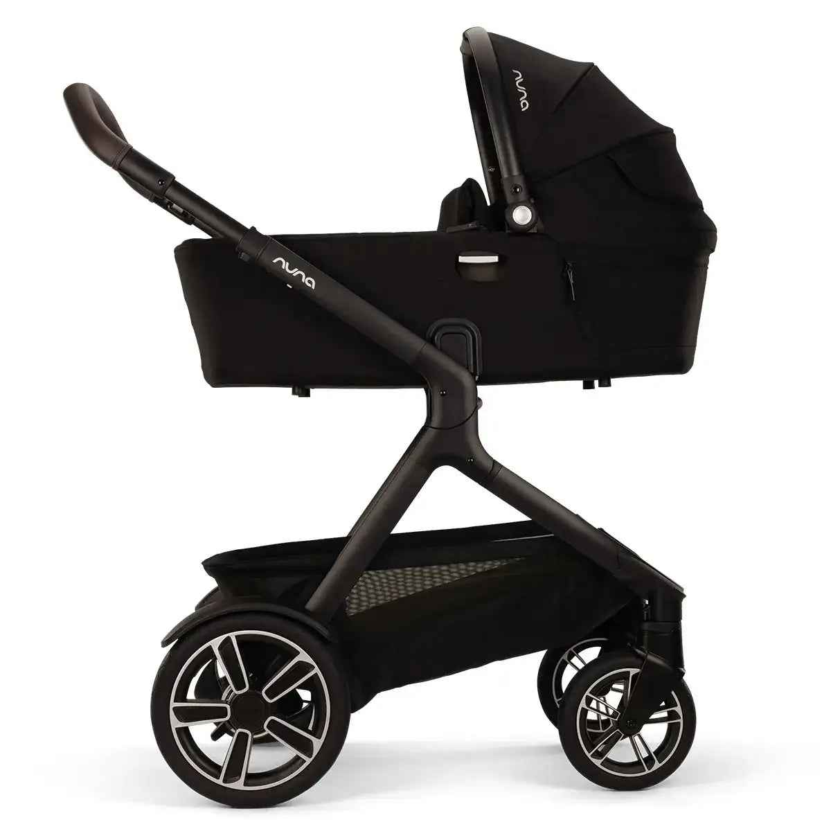 Nuna® Otroški voziček 4v1 Demi™ Next z rolko + Arra™ Flex Caviar + Isofix baza Next Nuna