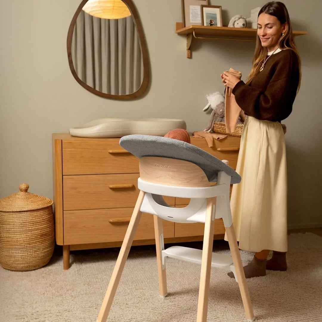 Nuna® Bryn™ gugalni ležalnik Sanderson Nuna