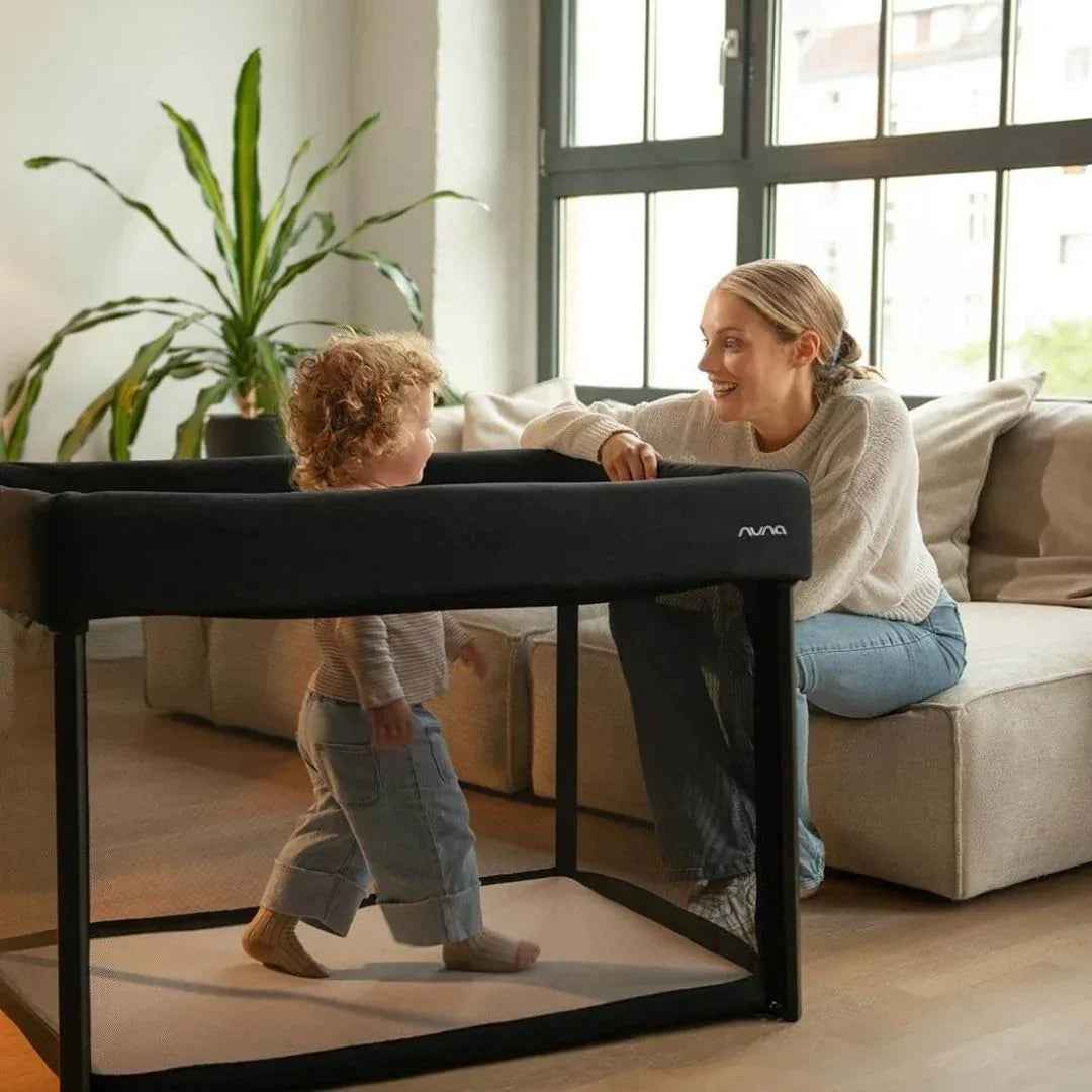 Nuna® Prenosna posteljica Paal™ Caviar Nuna