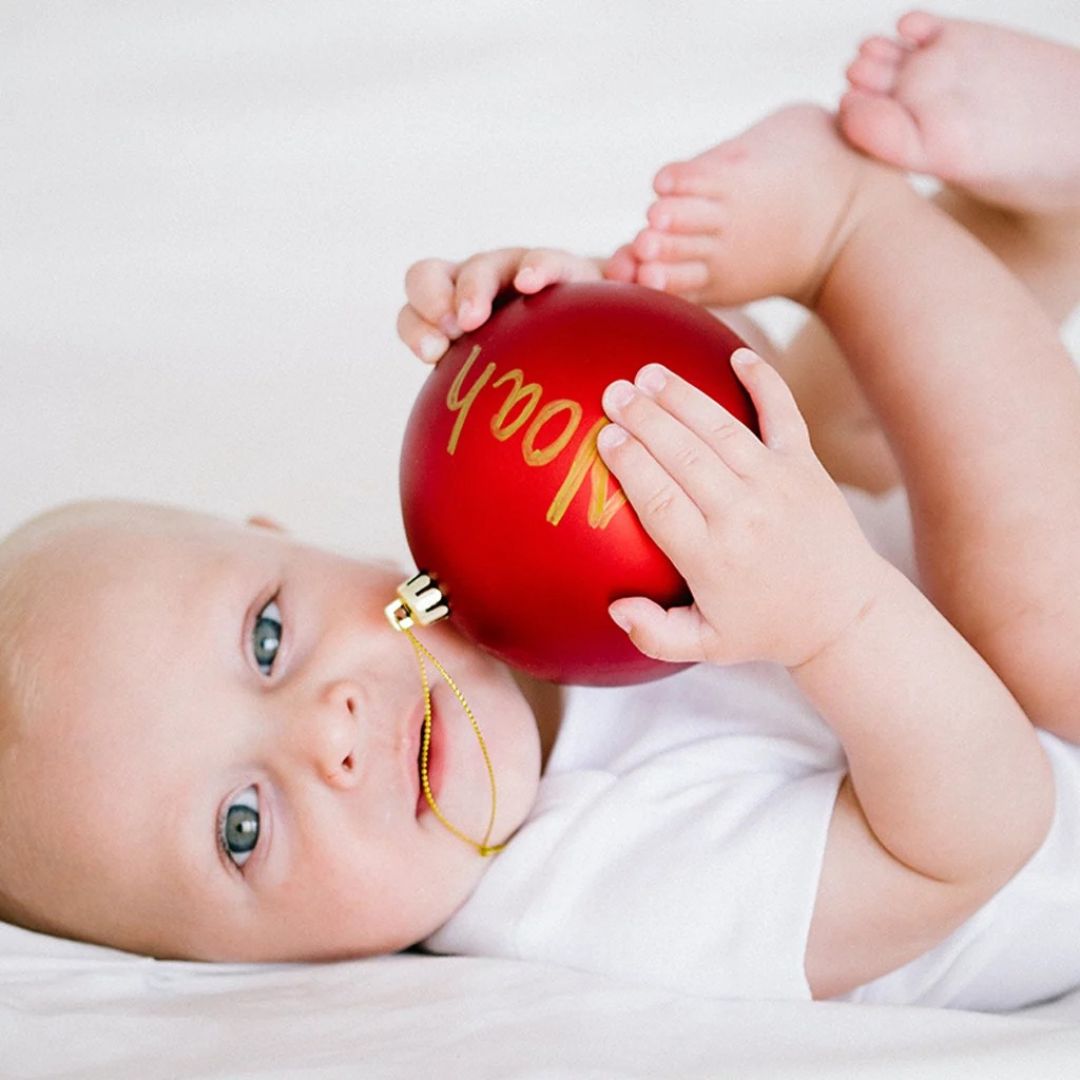 Pearhead® Babyprints Christmas Ball Ornament – slika 3