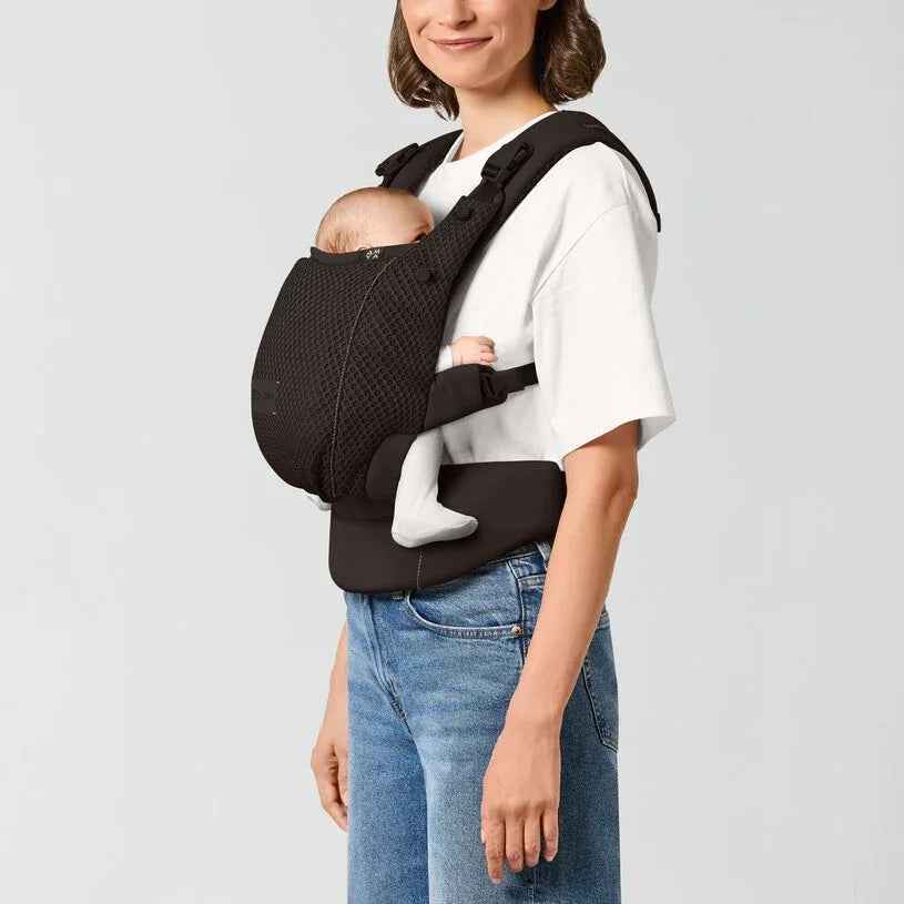 Cybex® Ergonomska nosilka Amya™ (3,2-15 kg) Chocolate Brown