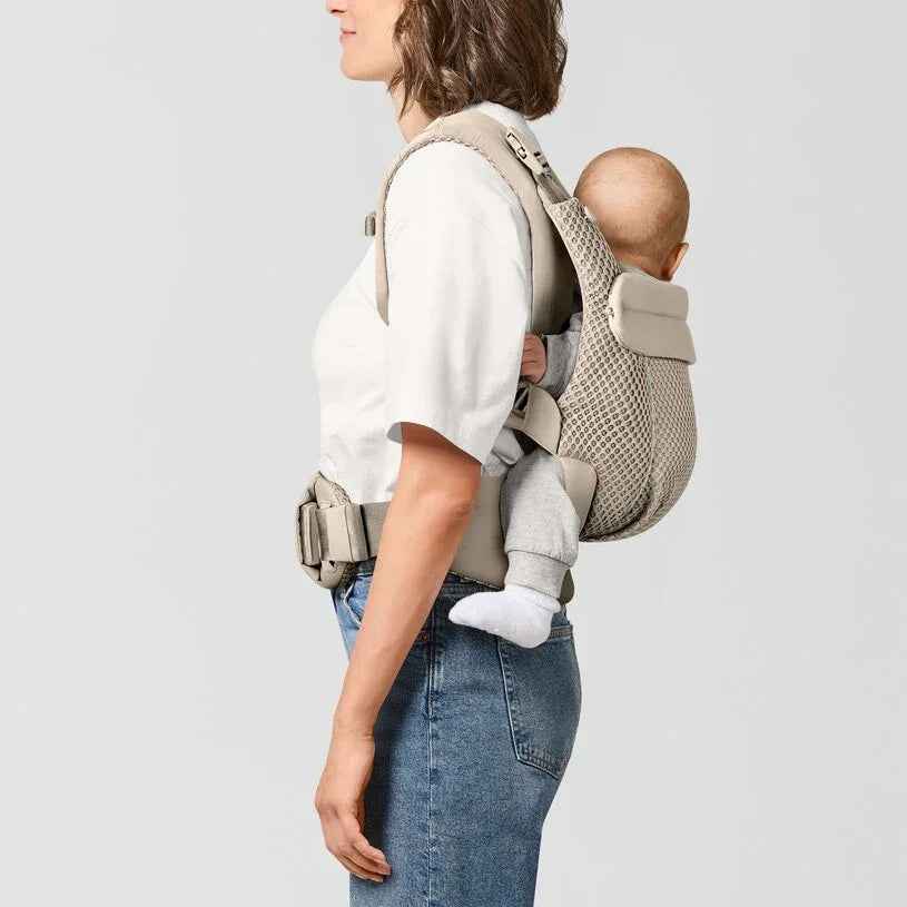 Cybex® Ergonomska nosilka Amya™ (3,2-15 kg) Almond Beige Cybex