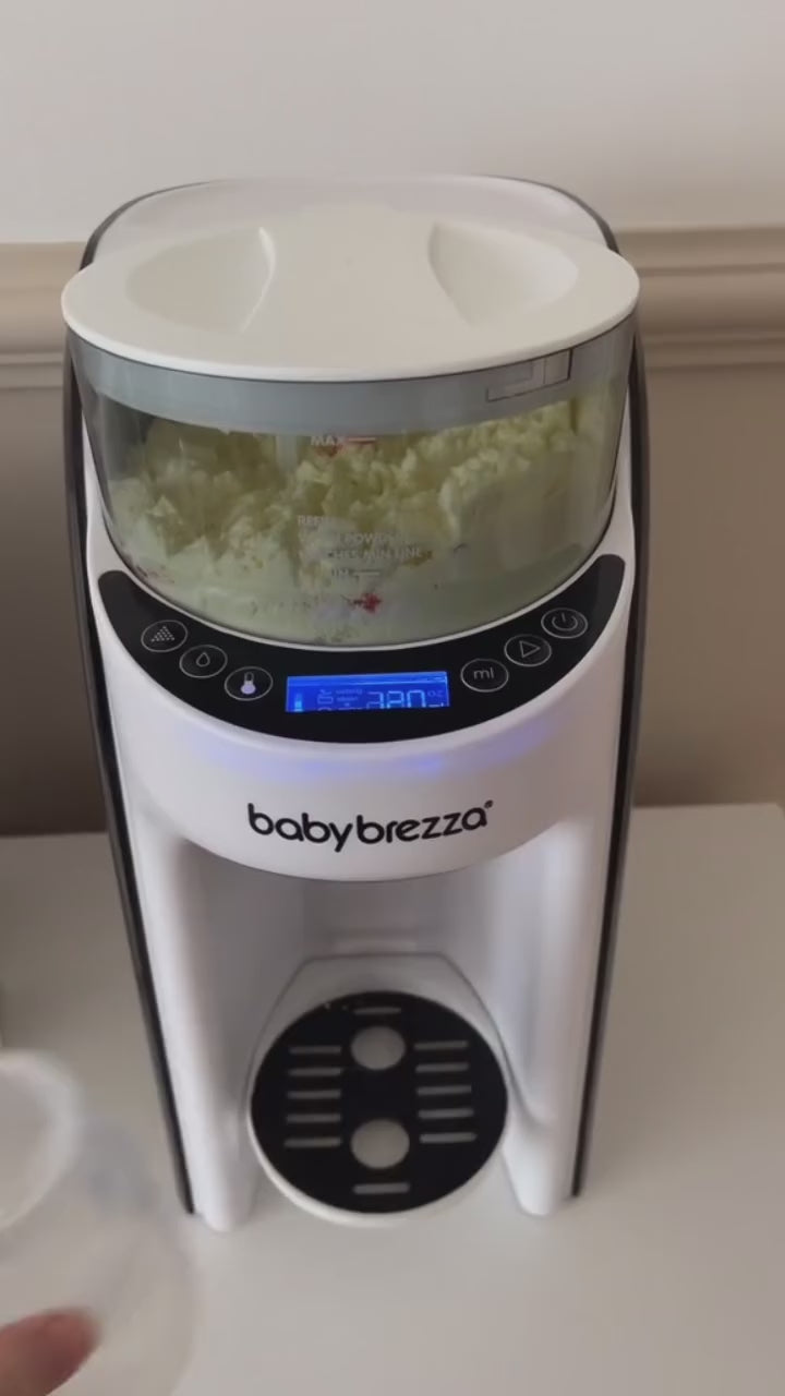 Učitaj video: Baby Brezza® Aparat za pripremu adaptiranog mljeka Pro Advanced Black