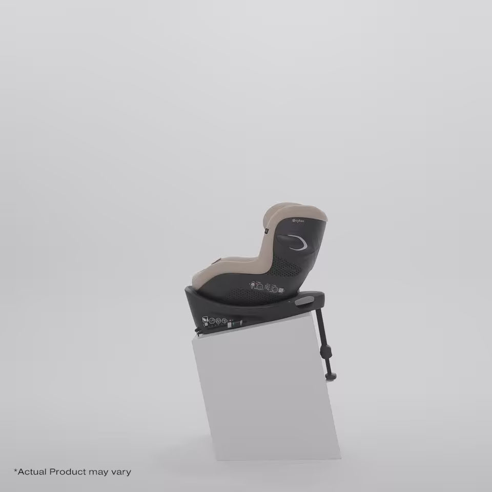 Load video: Cybex® Car Seat Sirona G3 i-Size (40-105cm) PLUS Moon Black