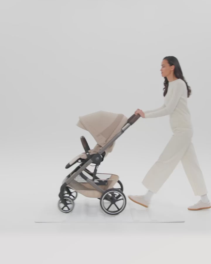 Load video: Cybex® Stroller Balios S Lux Almond Beige (Taupe Frame) 2024